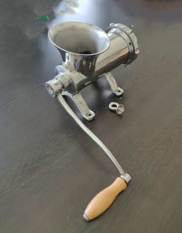 Grt-#32-1 Stainless Steel Hand Operated Porkert Manual Meat Mincer Meat  Grinder - China Manual Meat Chopper, Manual Meat Slicer